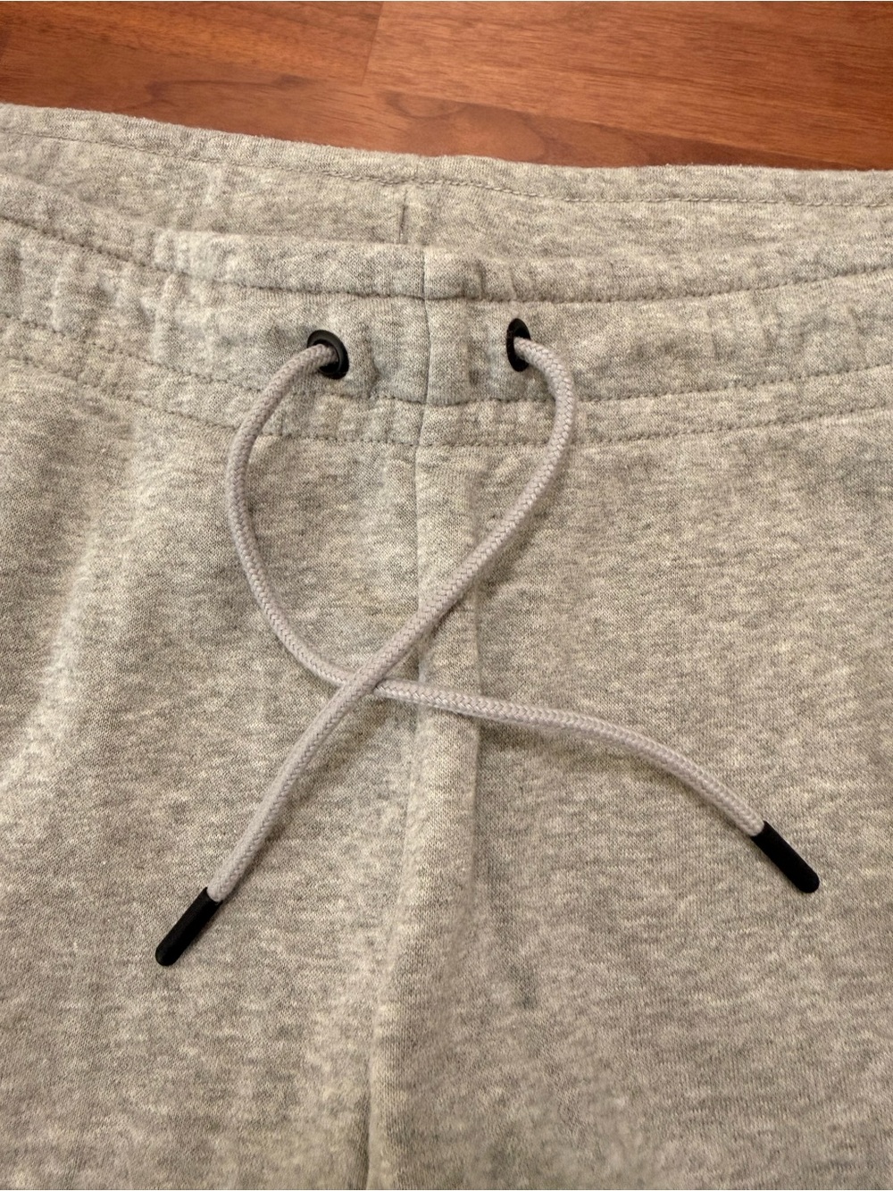 Nike Gray Joggers - Picture 3 of 8